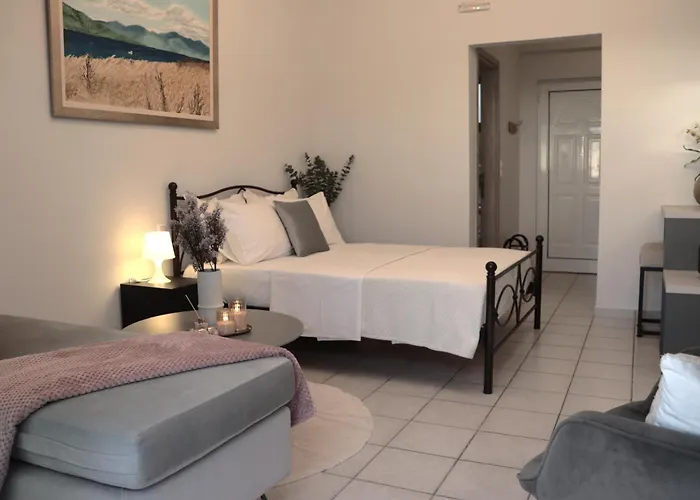 Anel Apartament Himara