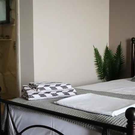 Anel Apartment *