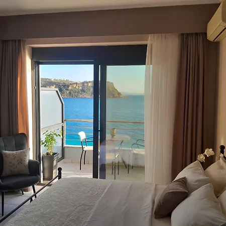Anel Himare